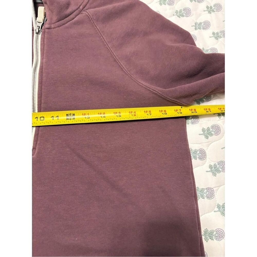 Vuori Women's Pink Hoodie - Picture 6 of 6